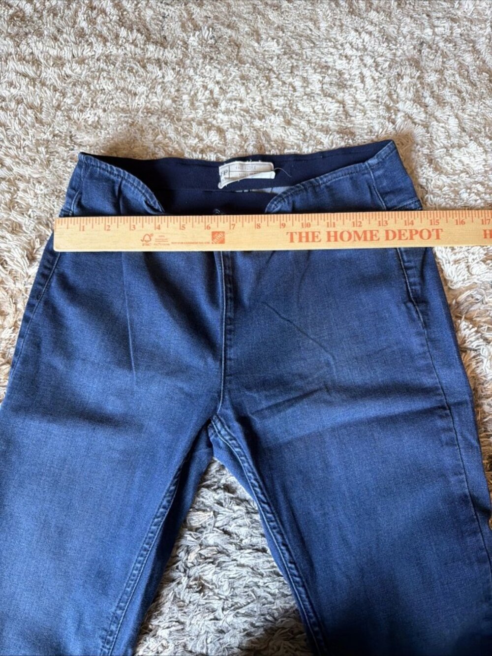 FREE PEOPLE Penny Pull On Flare Jeans Dark Wash Stretch Low Rise Boho Women’s 28 - Picture 4 of 8